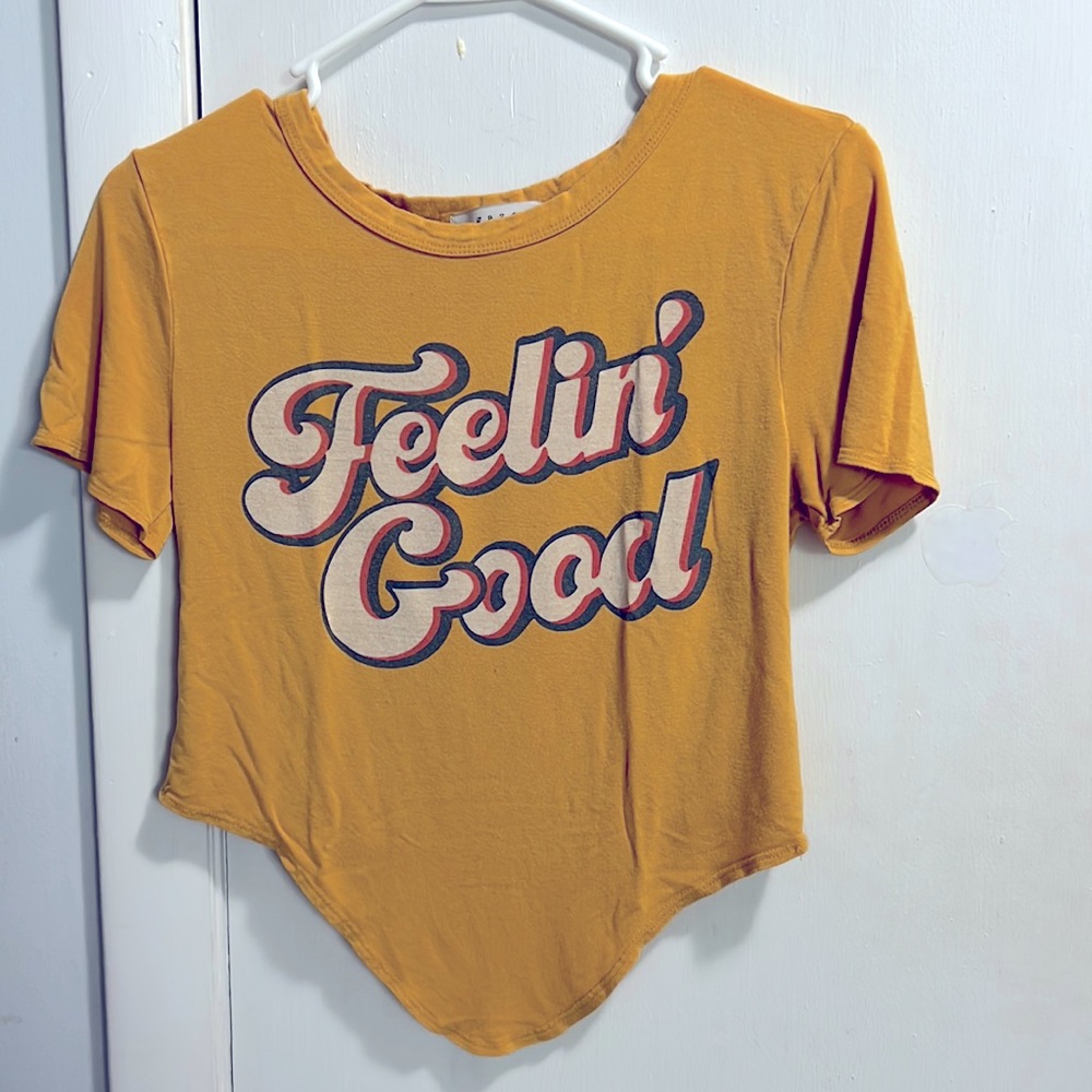 Juniors size small mustard color tie front crop top